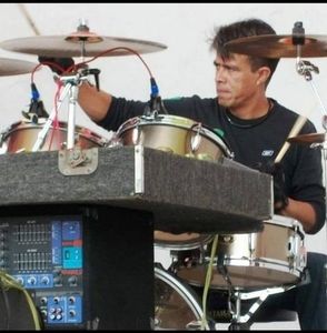 Meet your Posher, Folkent